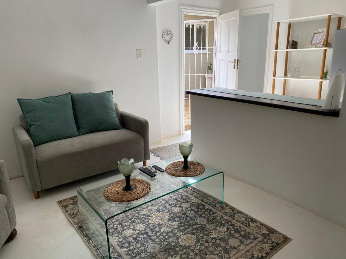 Hillcrest Haven Cottage 1 エクステリア 写真